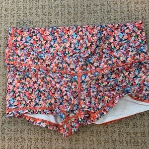 Lululemon wunder under short